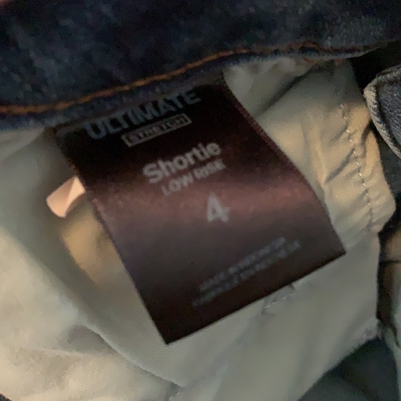 Express Shortie - Picture 3 of 3